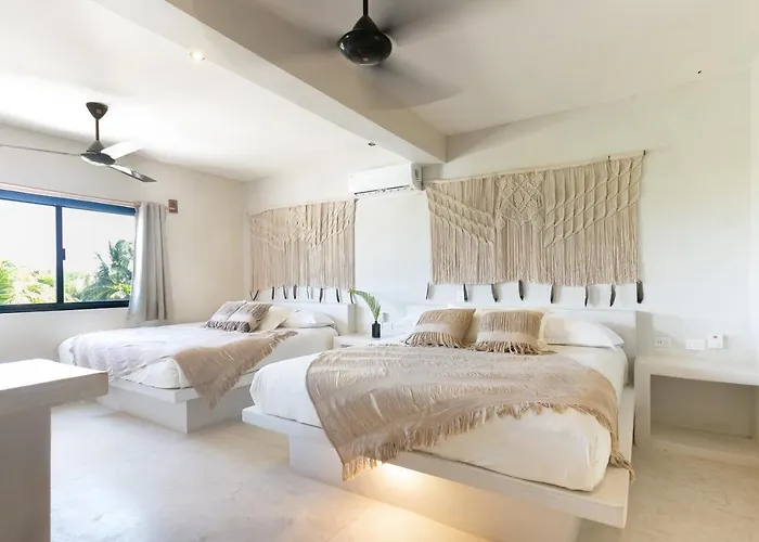 Townhouse By Amansala 2*