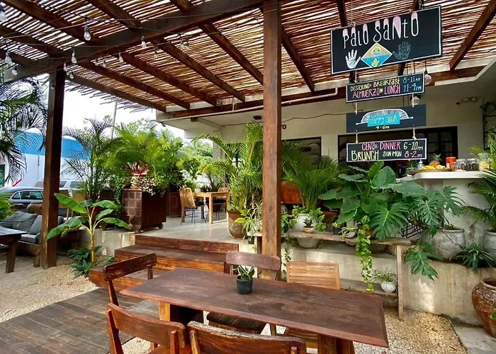 Townhouse By Amansala Hotel